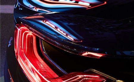 2020 BMW i8 Ultimate Sophisto Edition Tail Light Wallpapers 450x275 (13)
