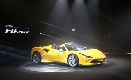 2020 Ferrari F8 Spider Presentation Wallpapers 450x275 (11)