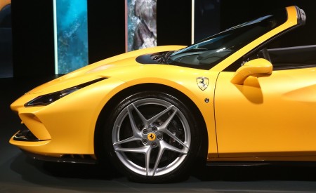 2020 Ferrari F8 Spider Presentation Wallpapers 450x275 (14)