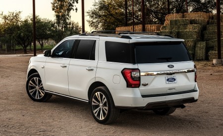 2020 Ford Expedition King Ranch Rear Three-Quarter Wallpapers 450x275 (7)
