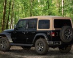2020 Jeep Wrangler Black and Tan Edition Rear Three-Quarter Wallpapers 150x120 (2)