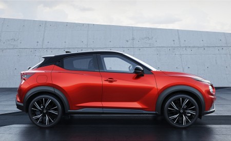 2020 Nissan Juke Side Wallpapers 450x275 (32)