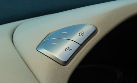 2020 Nissan Pathfinder Platinum 4WD Interior Detail Wallpapers 450x275 (15)