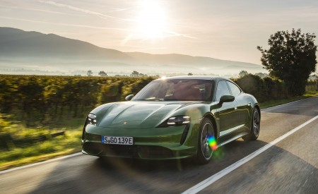 2020 Porsche Taycan Turbo (Color: Mamba Green Metallic) Front Three-Quarter Wallpapers 450x275 (18)
