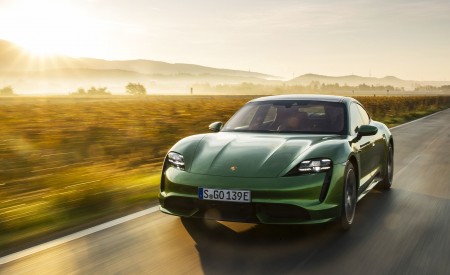 2020 Porsche Taycan Turbo (Color: Mamba Green Metallic) Front Three-Quarter Wallpapers 450x275 (20)