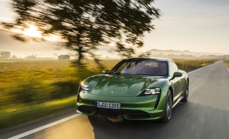 2020 Porsche Taycan Turbo (Color: Mamba Green Metallic) Front Three-Quarter Wallpapers 450x275 (22)
