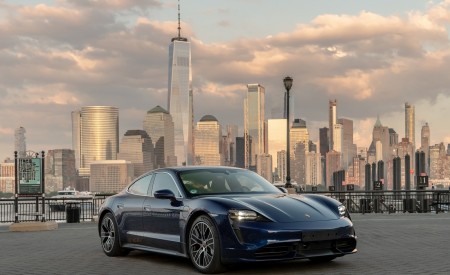 2020 Porsche Taycan Turbo Front Three-Quarter Wallpapers 450x275 (45)