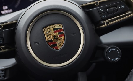 2020 Porsche Taycan Turbo S (Color: Mamba Green Metallic) Interior Detail Wallpapers 450x275 (26)