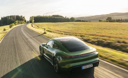 2020 Porsche Taycan Turbo S (Color: Mamba Green Metallic) Rear Three-Quarter Wallpapers 450x275 (6)