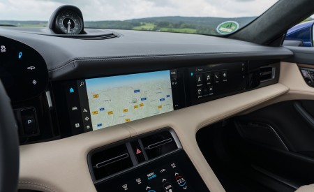 2020 Porsche Taycan Turbo S (Color: Night Blue Metallic) Central Console Wallpapers 450x275 (79)
