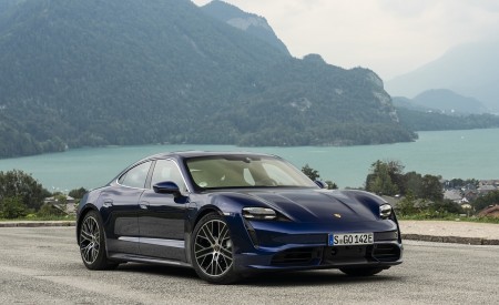 2020 Porsche Taycan Turbo S (Color: Night Blue Metallic) Front Three-Quarter Wallpapers 450x275 (67)