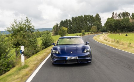 2020 Porsche Taycan Turbo S (Color: Night Blue Metallic) Front Wallpapers 450x275 (63)