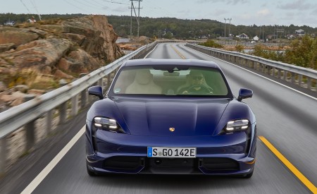 2020 Porsche Taycan Turbo S (Color: Night Blue Metallic) Front Wallpapers 450x275 (65)
