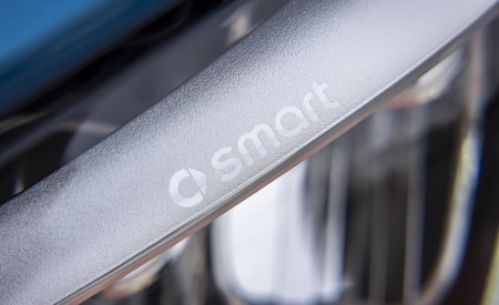 2020 Smart EQ ForFour Passion Line (Color: Steel Blue) Headlight Wallpapers 450x275 (68)