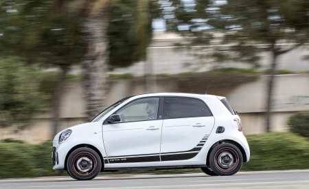 2020 Smart EQ ForFour Pulse Line (Color: Ice White) Side Wallpapers 450x275 (9)