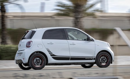 2020 Smart EQ ForFour Pulse Line (Color: Ice White) Side Wallpapers 450x275 (12)