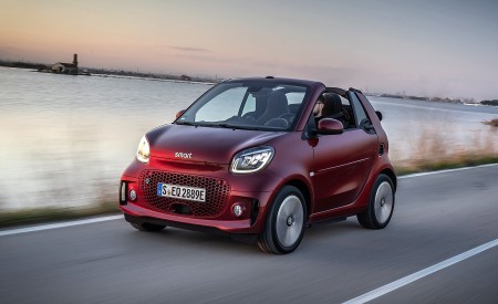 2020 Smart EQ ForTwo Cabrio Prime Line (Color: Carmine Red) Front Three-Quarter Wallpapers 450x275 (3)