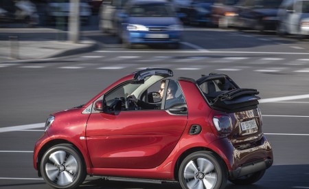 2020 Smart EQ ForTwo Cabrio Prime Line (Color: Carmine Red) Side Wallpapers 450x275 (7)