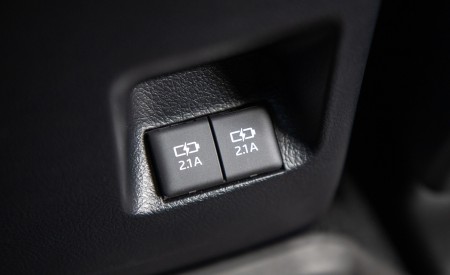 2020 Toyota 4Runner TRD Off-Road Interior Detail Wallpapers 450x275 (25)