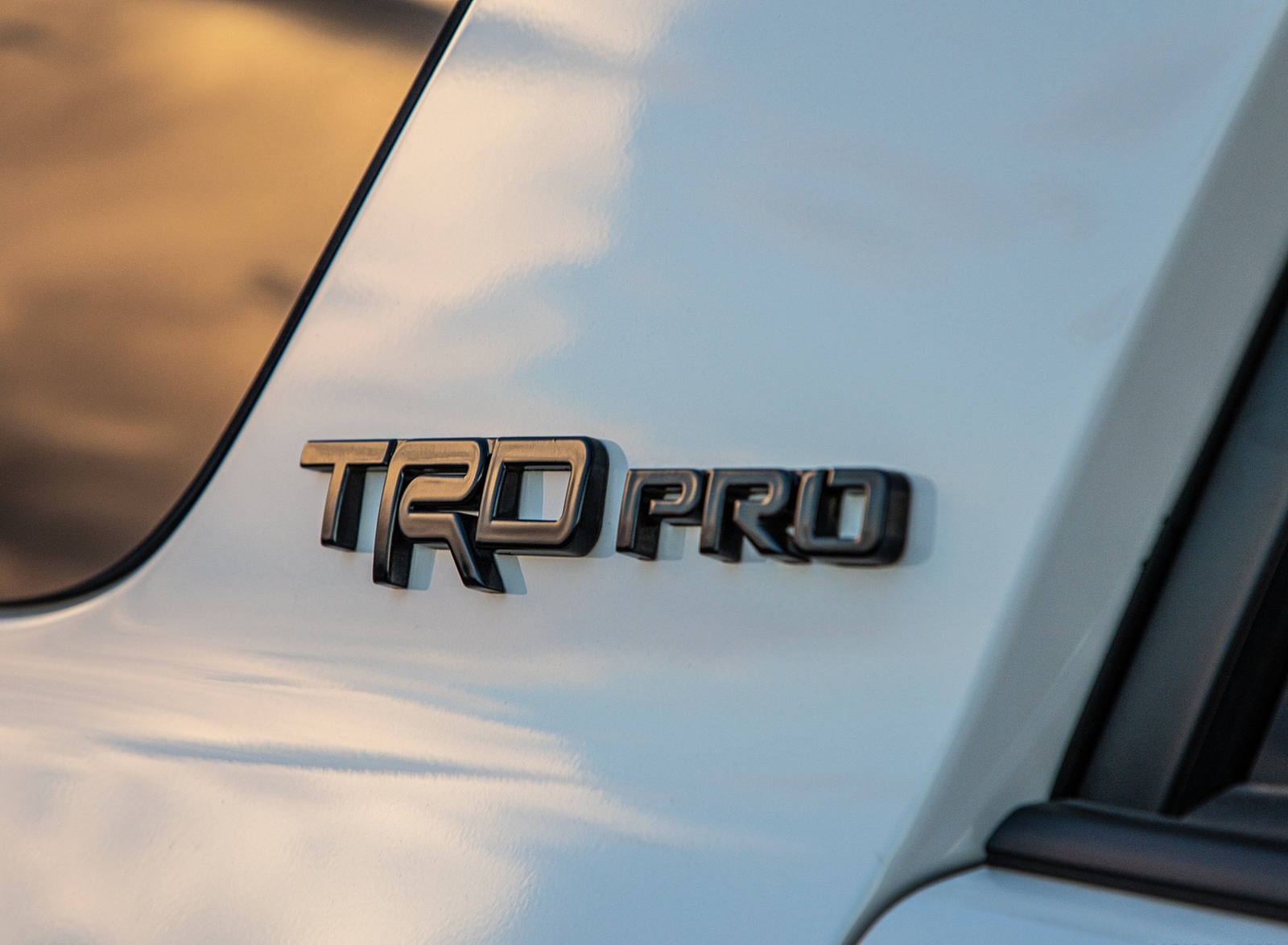 2020 Toyota 4Runner TRD Pro Badge Wallpapers (9)