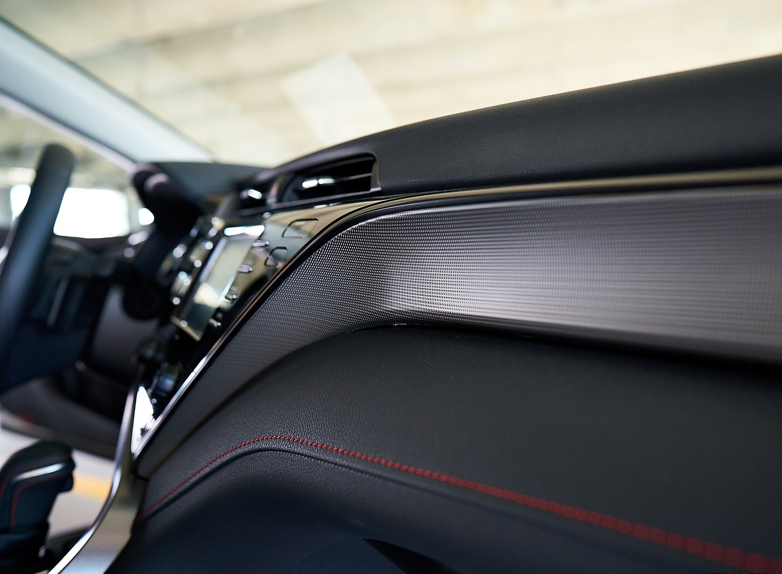 2020 Toyota Camry TRD Interior Detail Wallpapers (10)