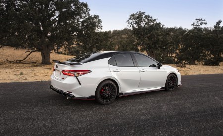 2020 Toyota Camry TRD Rear Three-Quarter Wallpapers 450x275 (15)