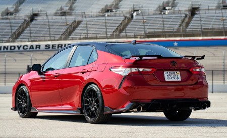 2020 Toyota Camry TRD Rear Three-Quarter Wallpapers 450x275 (3)