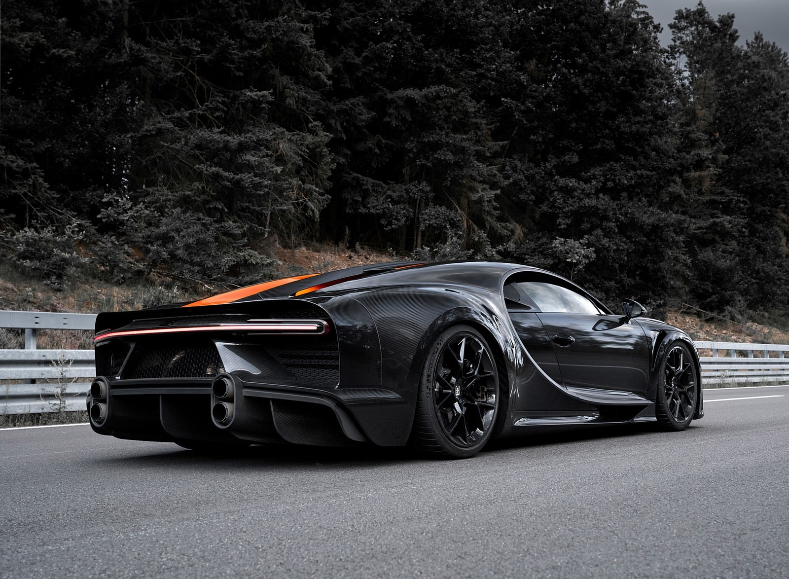 2021 Bugatti Chiron Super Sport 300+ Rear Three-Quarter Wallpapers #7 of 31