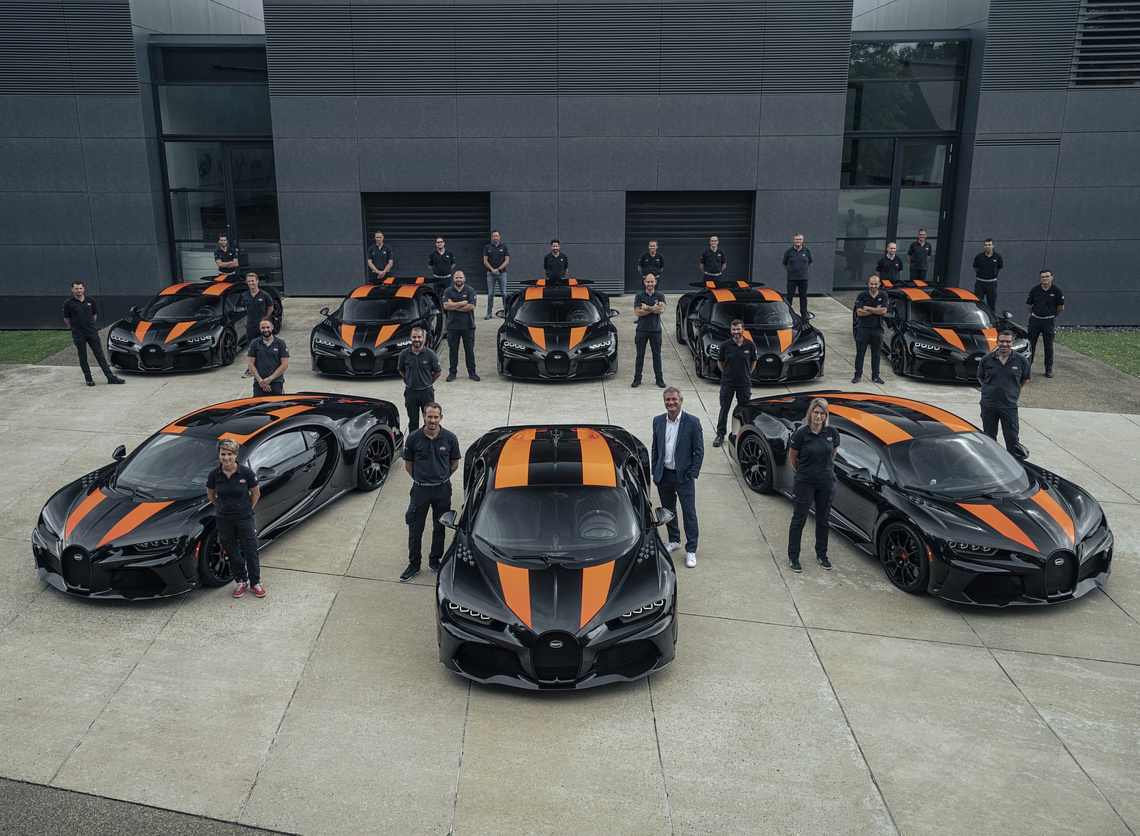 2021 Bugatti Chiron Super Sport 300+ Wallpapers  (7)