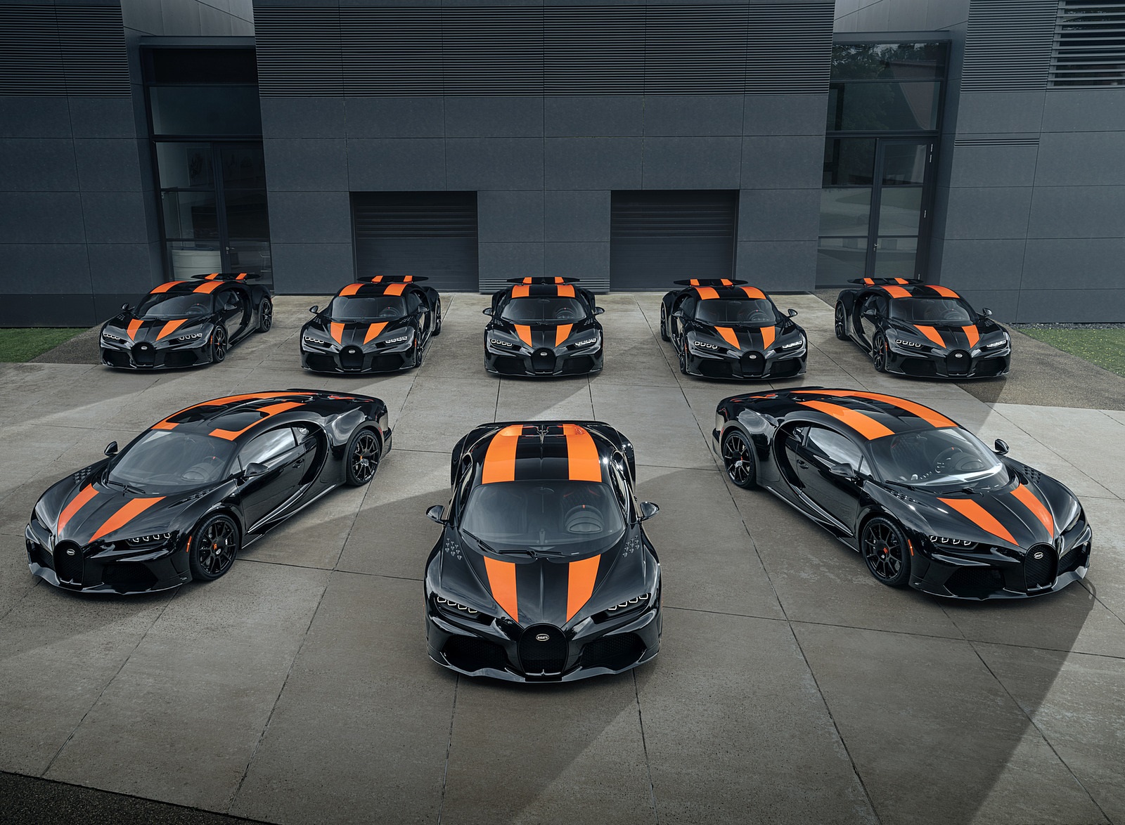 2021 Bugatti Chiron Super Sport 300+ Wallpapers  #27 of 31