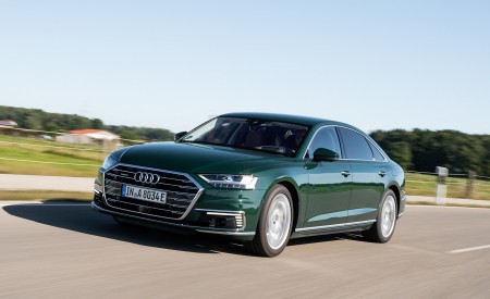 2020 Audi A8 L 60 TFSI e quattro Plug-In Hybrid (Color: Goodwood Green) Front Three-Quarter Wallpapers 450x275 (12)