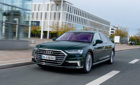 2020 Audi A8 L 60 TFSI e quattro Plug-In Hybrid (Color: Goodwood Green) Front Three-Quarter Wallpapers 450x275 (19)