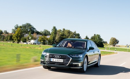 2020 Audi A8 L 60 TFSI e quattro Plug-In Hybrid (Color: Goodwood Green) Front Three-Quarter Wallpapers 450x275 (3)