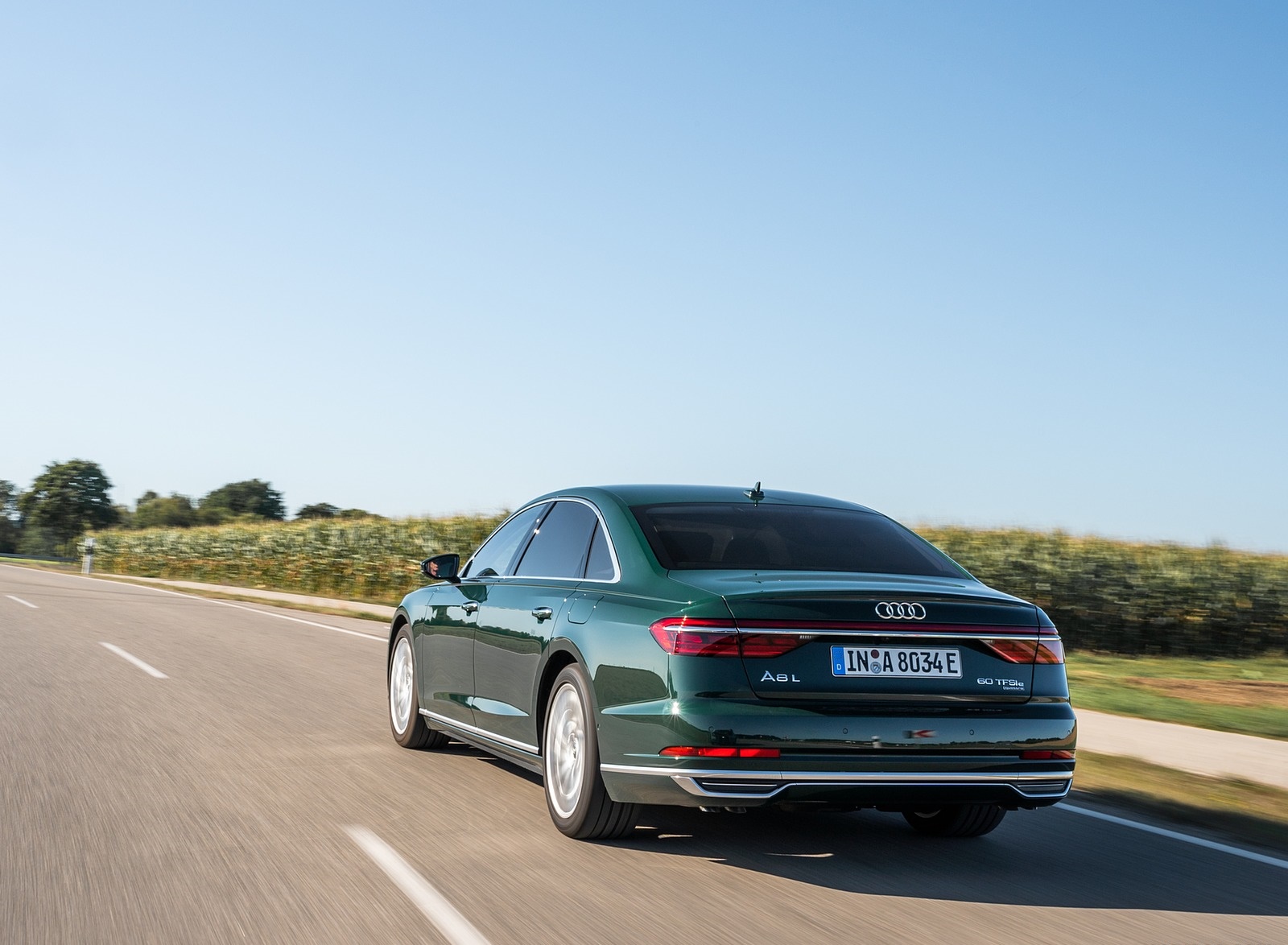 2020 Audi A8 L 60 TFSI e quattro Plug-In Hybrid (Color: Goodwood Green) Rear Three-Quarter Wallpapers (14)