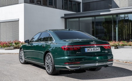 2020 Audi A8 L 60 TFSI e quattro Plug-In Hybrid (Color: Goodwood Green) Rear Three-Quarter Wallpapers 450x275 (29)