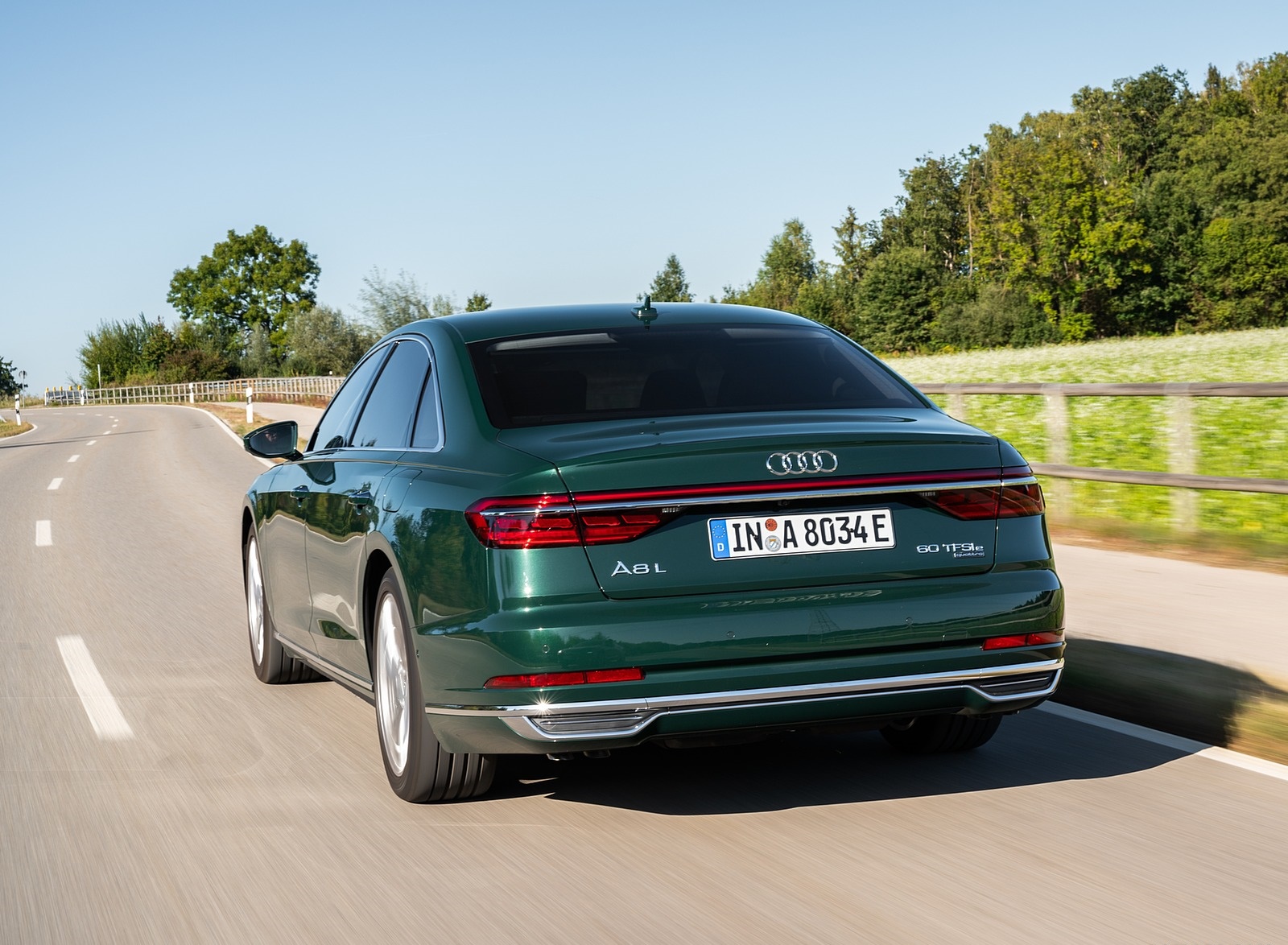 2020 Audi A8 L 60 TFSI e quattro Plug-In Hybrid (Color: Goodwood Green) Rear Wallpapers (11)