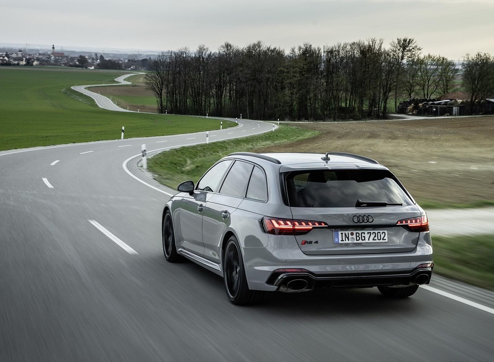 2020 Audi RS 4 Avant (Color: Nardo Gray) Rear Three-Quarter Wallpapers (6)