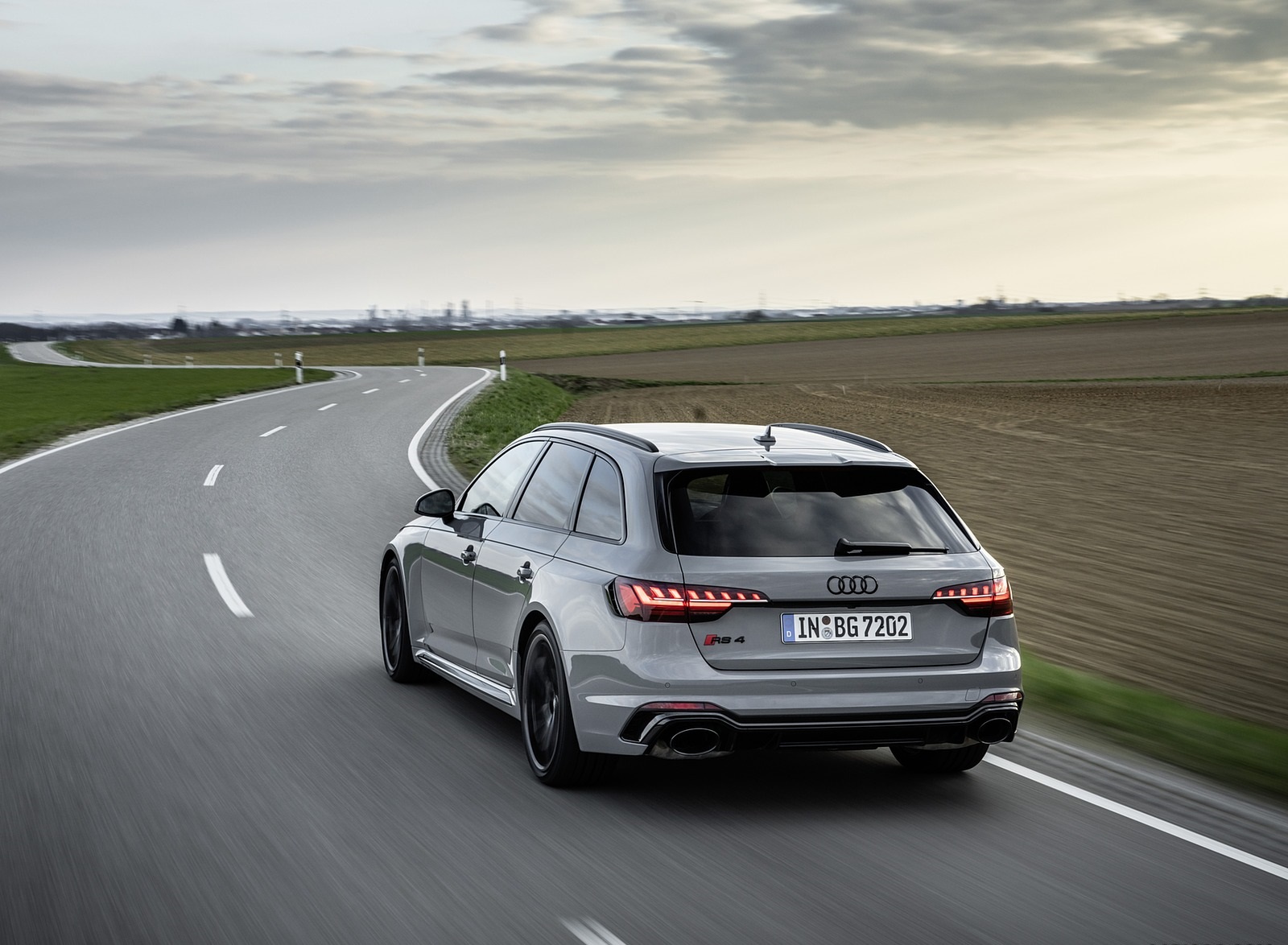 2020 Audi RS 4 Avant (Color: Nardo Gray) Rear Three-Quarter Wallpapers (15)