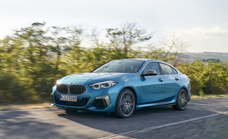 2020 BMW M235i Gran Coupe xDrive (Color: Snapper Rocks Blue Metallic) Front Three-Quarter Wallpapers 450x275 (9)