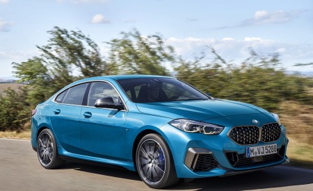2020 BMW M235i Gran Coupe xDrive (Color: Snapper Rocks Blue Metallic) Front Three-Quarter Wallpapers 450x275 (11)