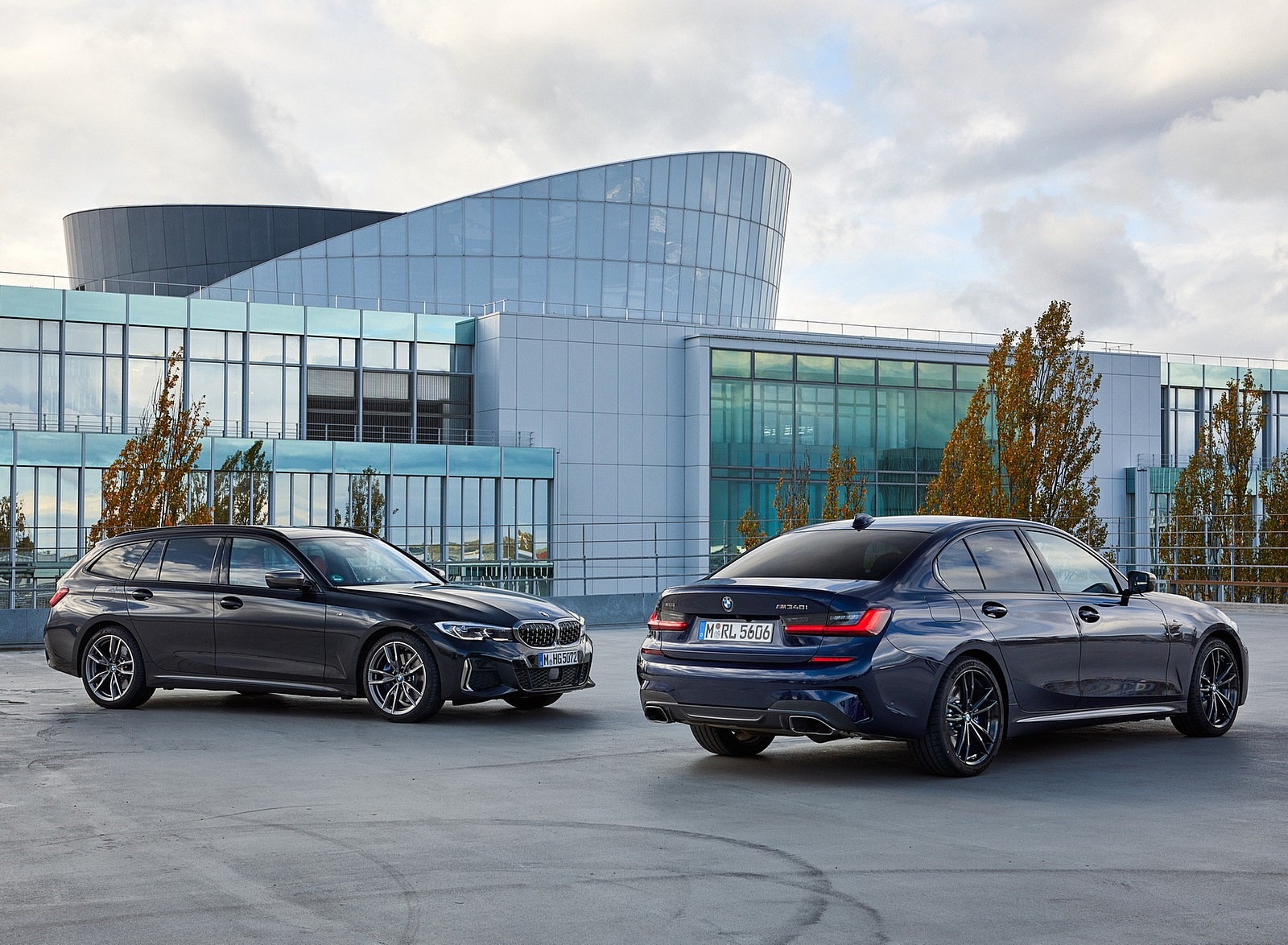 2020 BMW M340i Touring and Sedan Wallpapers (12)