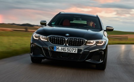 2020 BMW M340i xDrive Touring (Color: Black Sapphire Metallic) Front Wallpapers 450x275 (14)