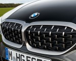 2020 BMW M340i xDrive Touring (Color: Black Sapphire Metallic) Grill Wallpapers 150x120 (44)