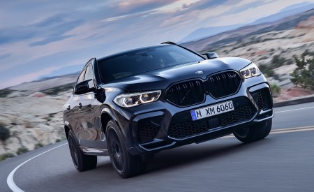 2020 BMW X6 M Competition Front Three-Quarter Wallpapers 450x275 (1)