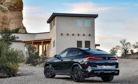 2020 BMW X6 M Competition Rear Three-Quarter Wallpapers 450x275 (29)
