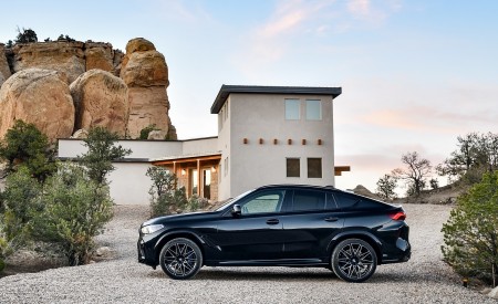 2020 BMW X6 M Competition Side Wallpapers 450x275 (36)