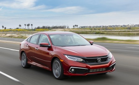 2020 Honda Civic Sedan Touring Front Three-Quarter Wallpapers 450x275 (15)