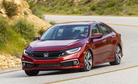 2020 Honda Civic Sedan Touring Front Three-Quarter Wallpapers 450x275 (7)