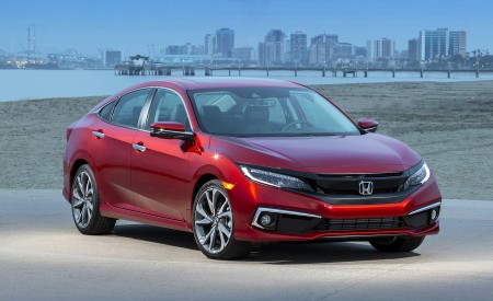 2020 Honda Civic Sedan Touring Front Three-Quarter Wallpapers 450x275 (36)