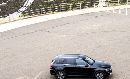 2020 Mercedes-Benz GLC 220d (UK-Spec) Side Wallpapers 450x275 (31)